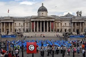 Trafalgar Square, Blue